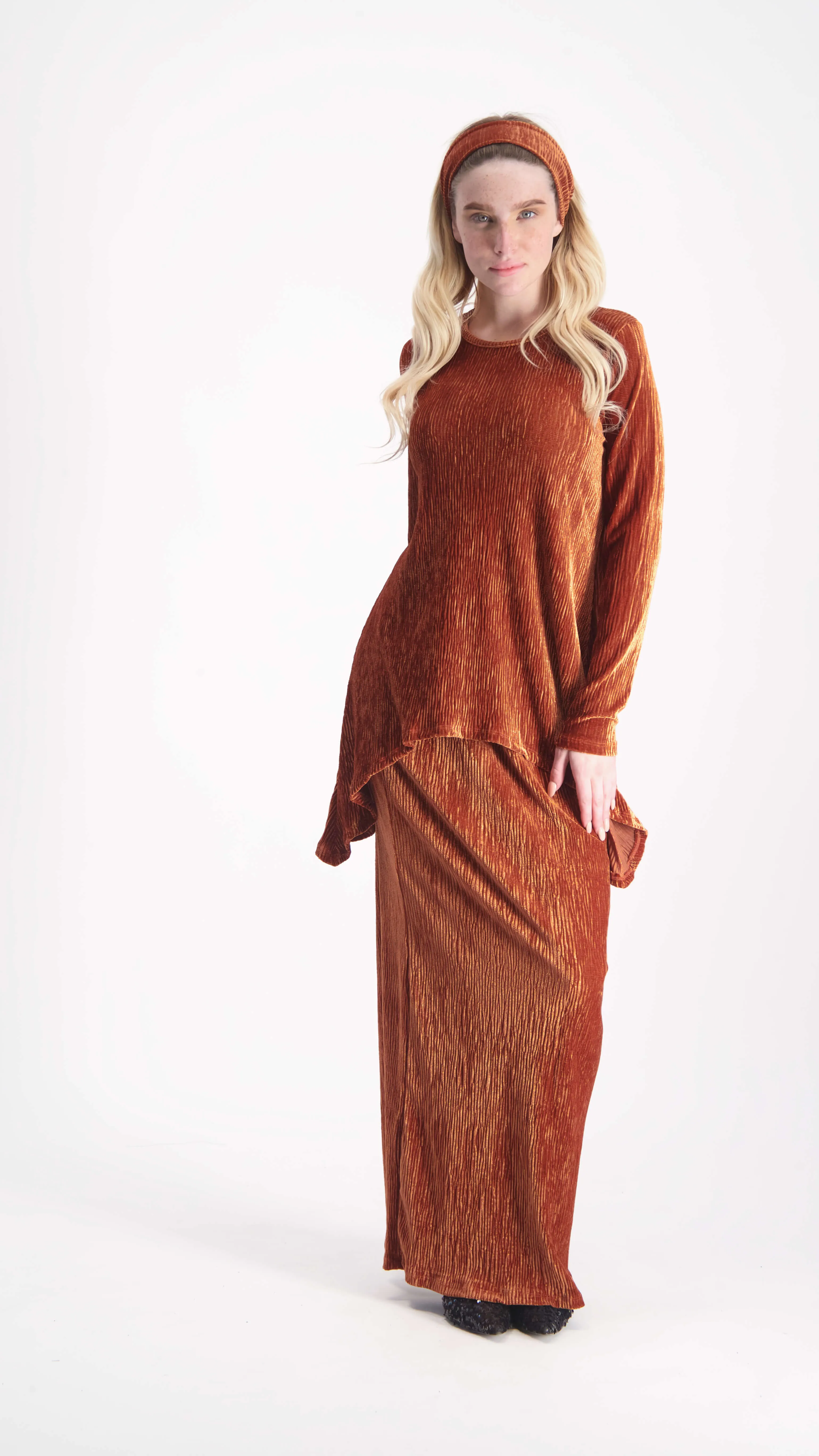 Asymmetric Ribbed Velvet Set / Brick