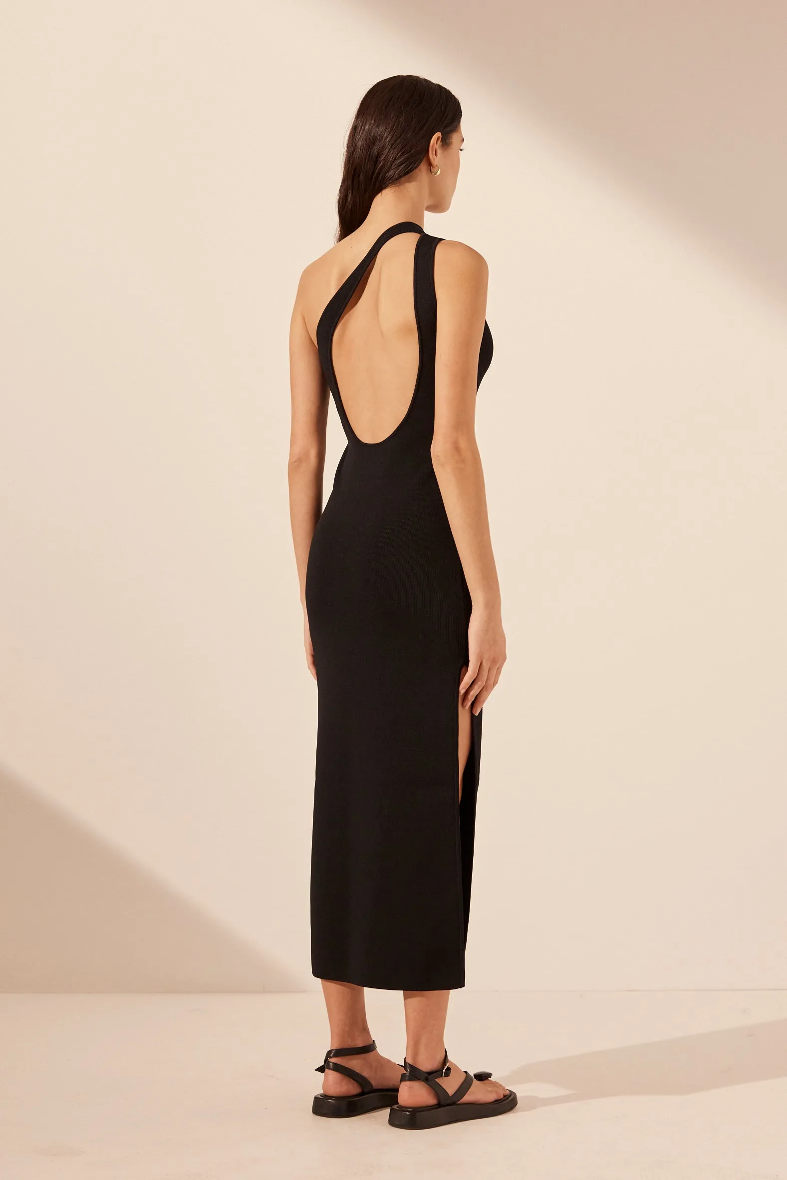 BASIC ONE SHOULDER OPEN BACK MIDI DRESS - BLACK