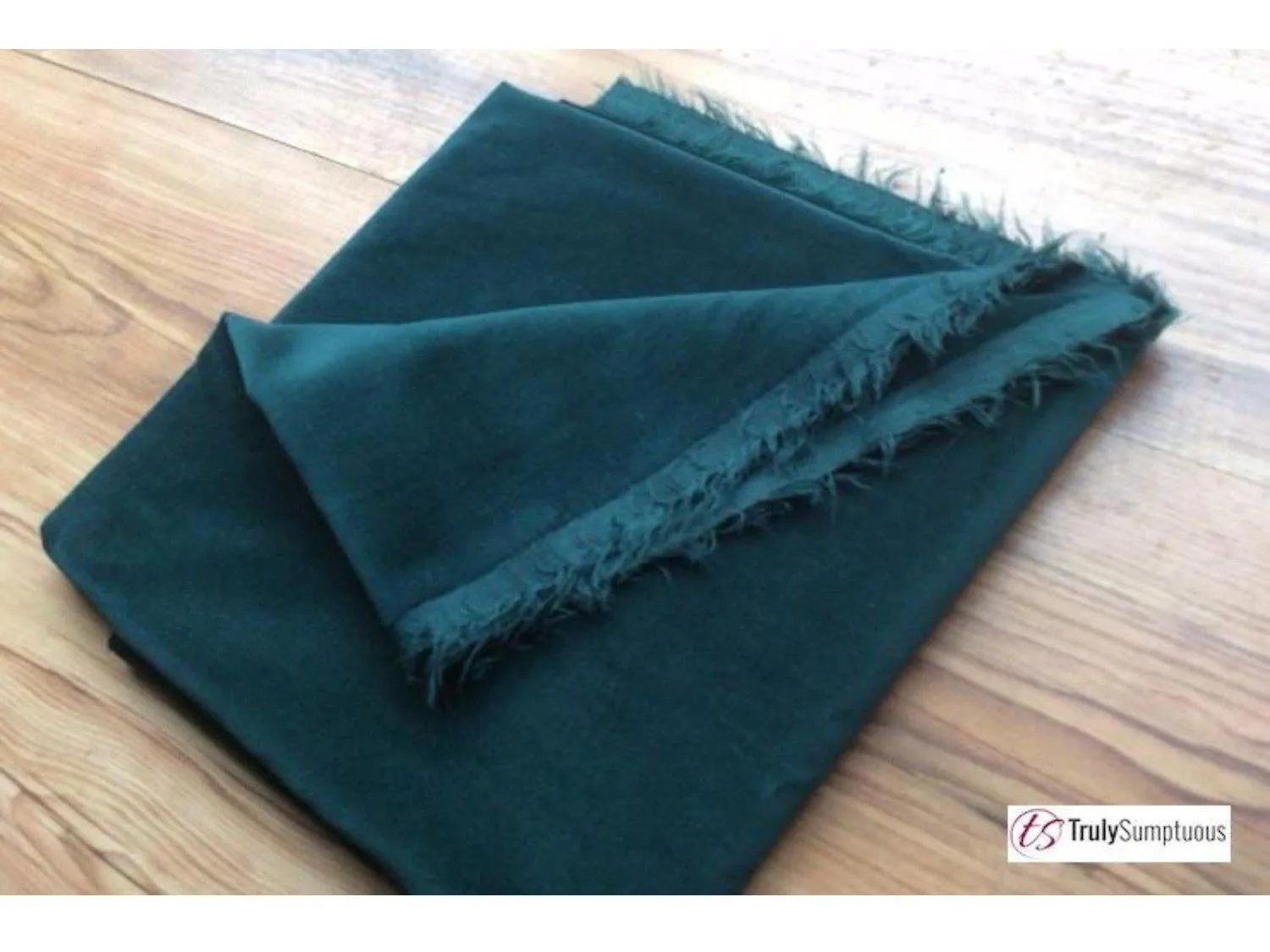 DARK GREEN -  Cotton Dressmaking Velvet / Velveteen Fabric Material for Crafting, Toys, Furnishings etc - Lightweight - by Truly Sumptuous