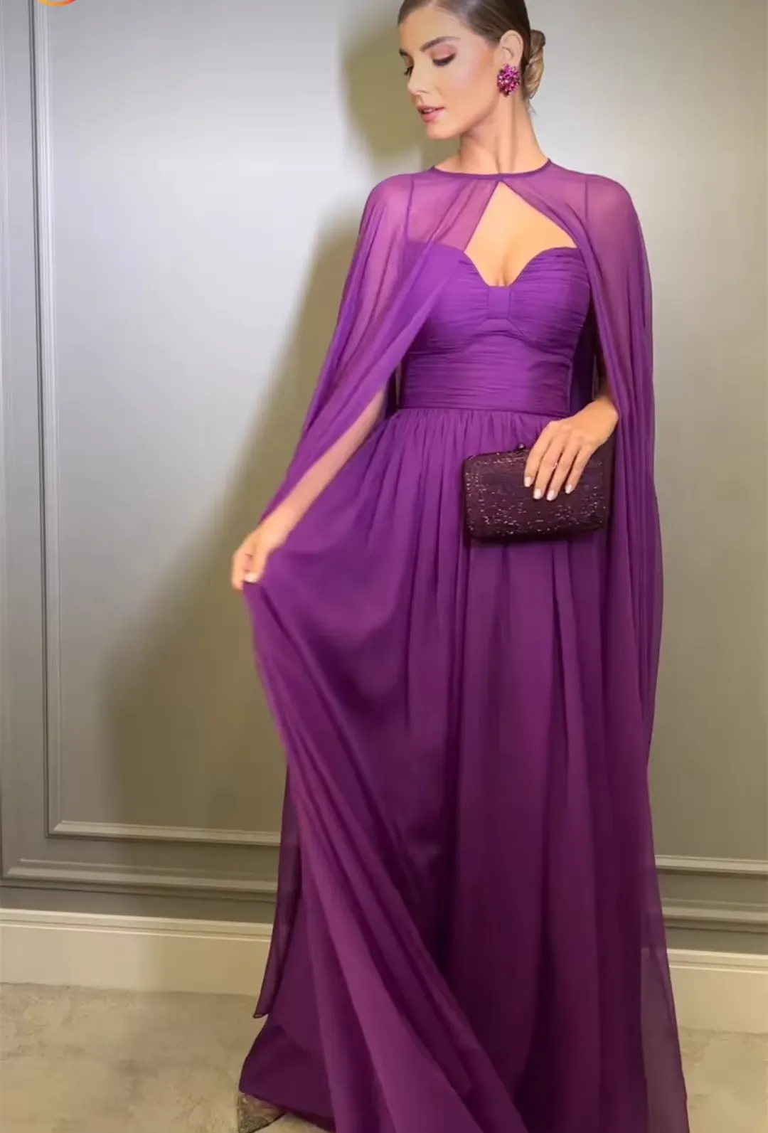 Elegant Purple Chiffon Long Evening Dress with Cape A-Line Pleated Floor Length Formal Prom Gown     fg7269