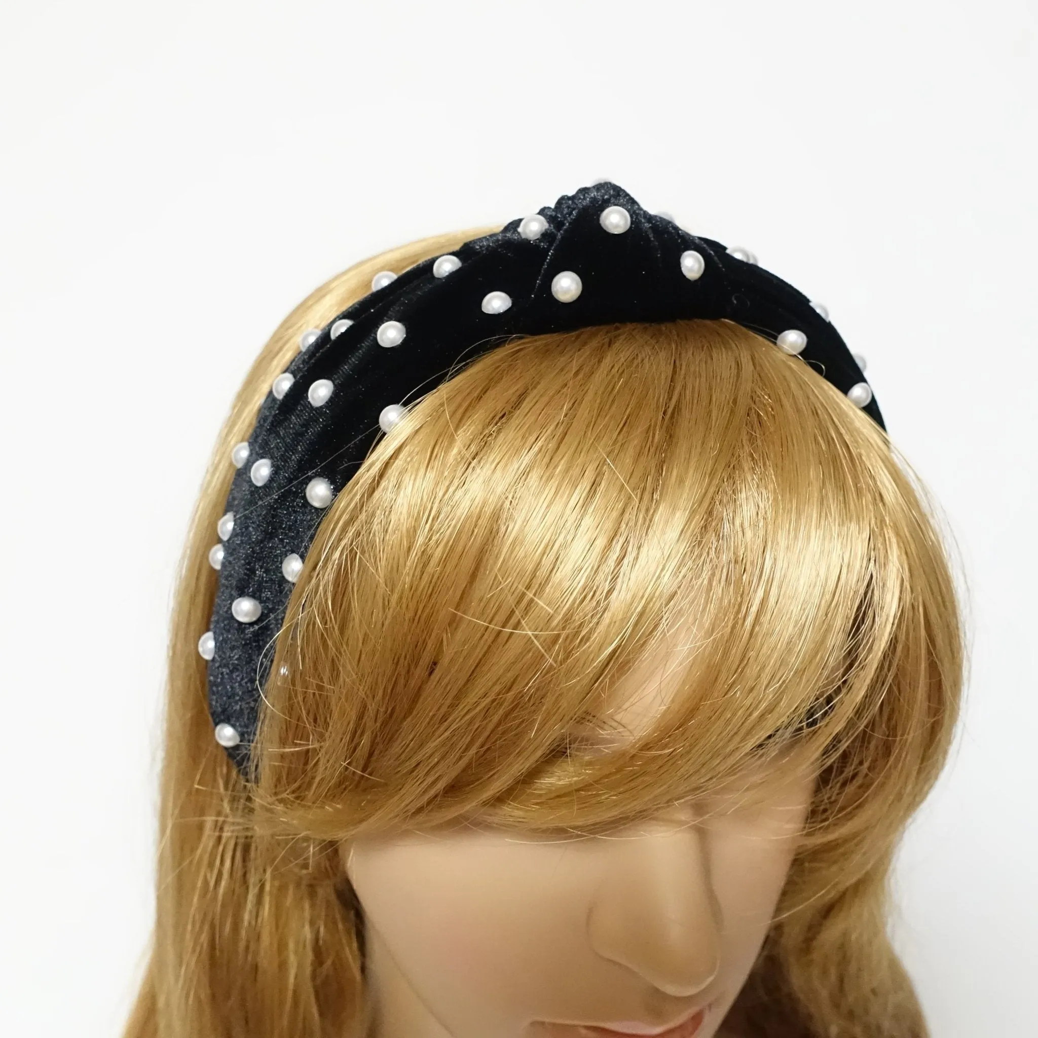 faux pearl decorated velvet fashion headband for women