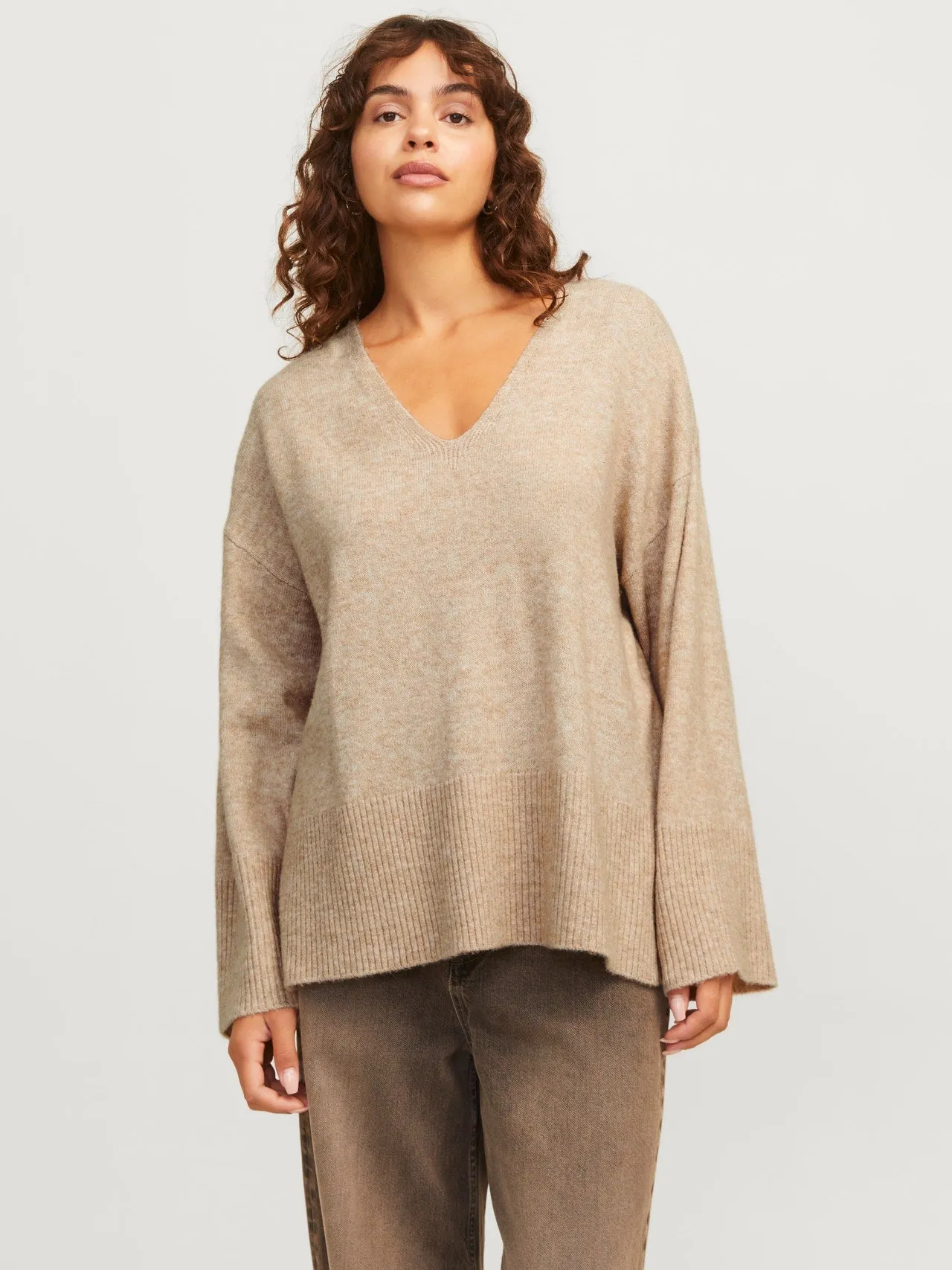 jxlucca vneck knit