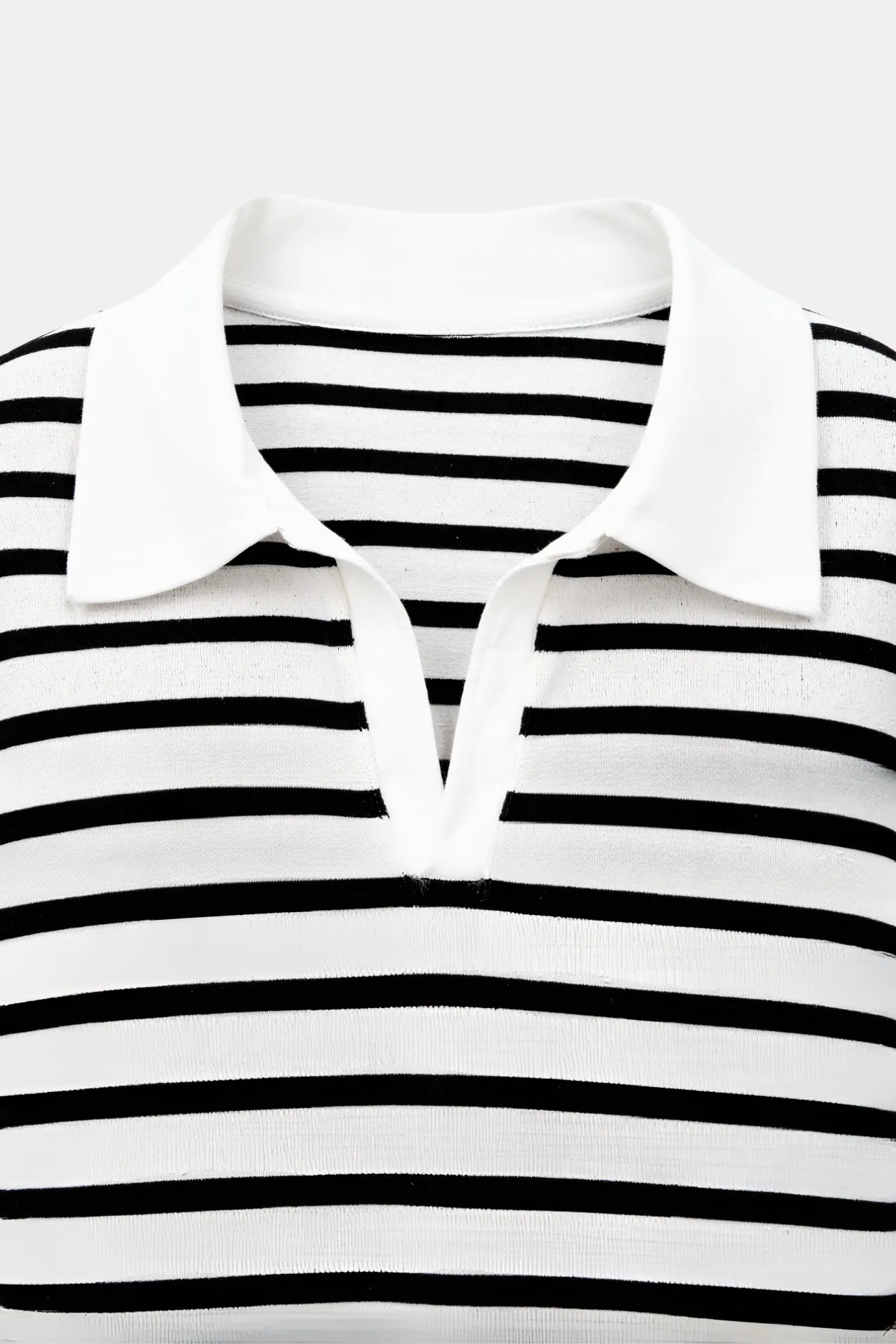 Old Money Versatile Striped Pattern Collared Top