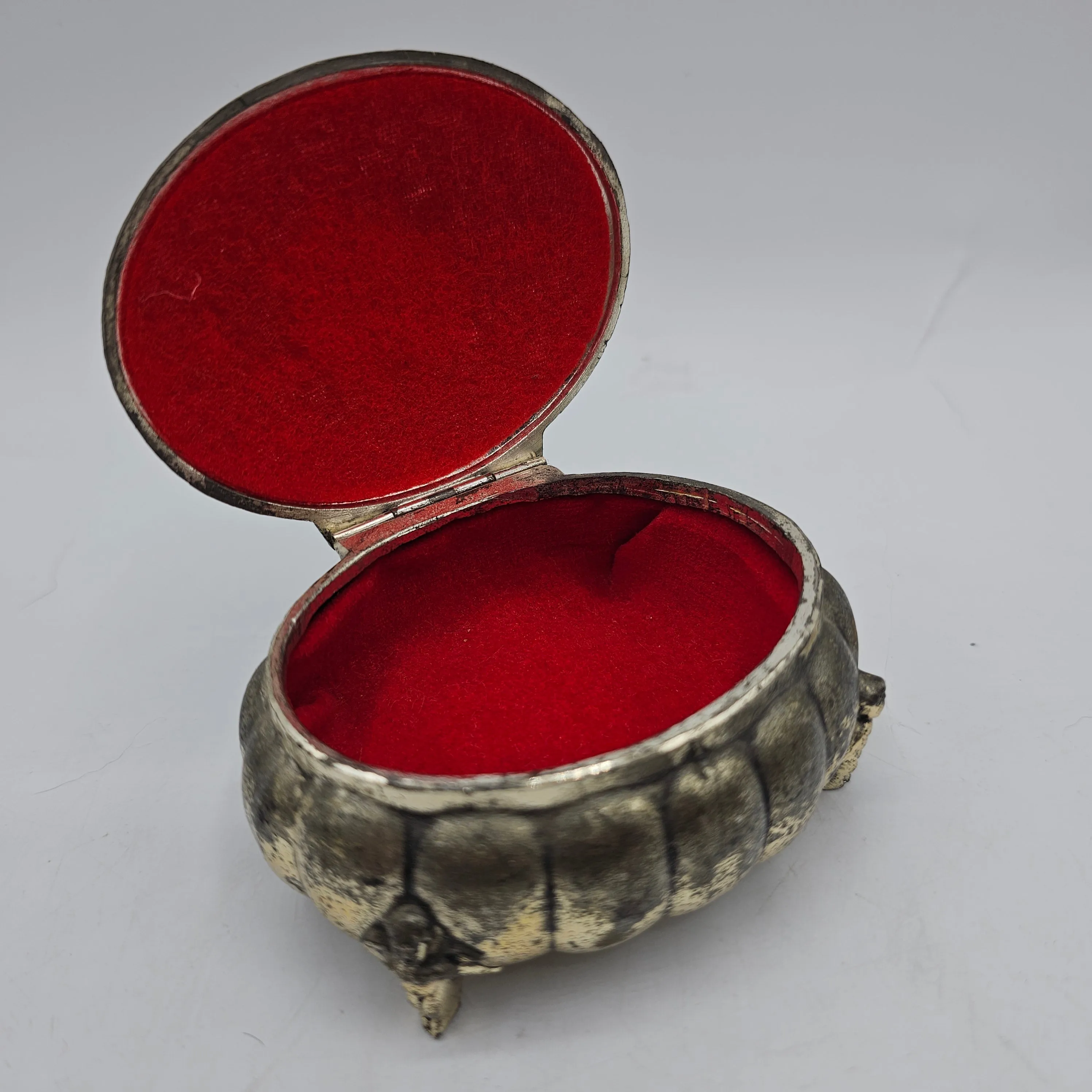 Oval Trinket Box with Fashion Brooches