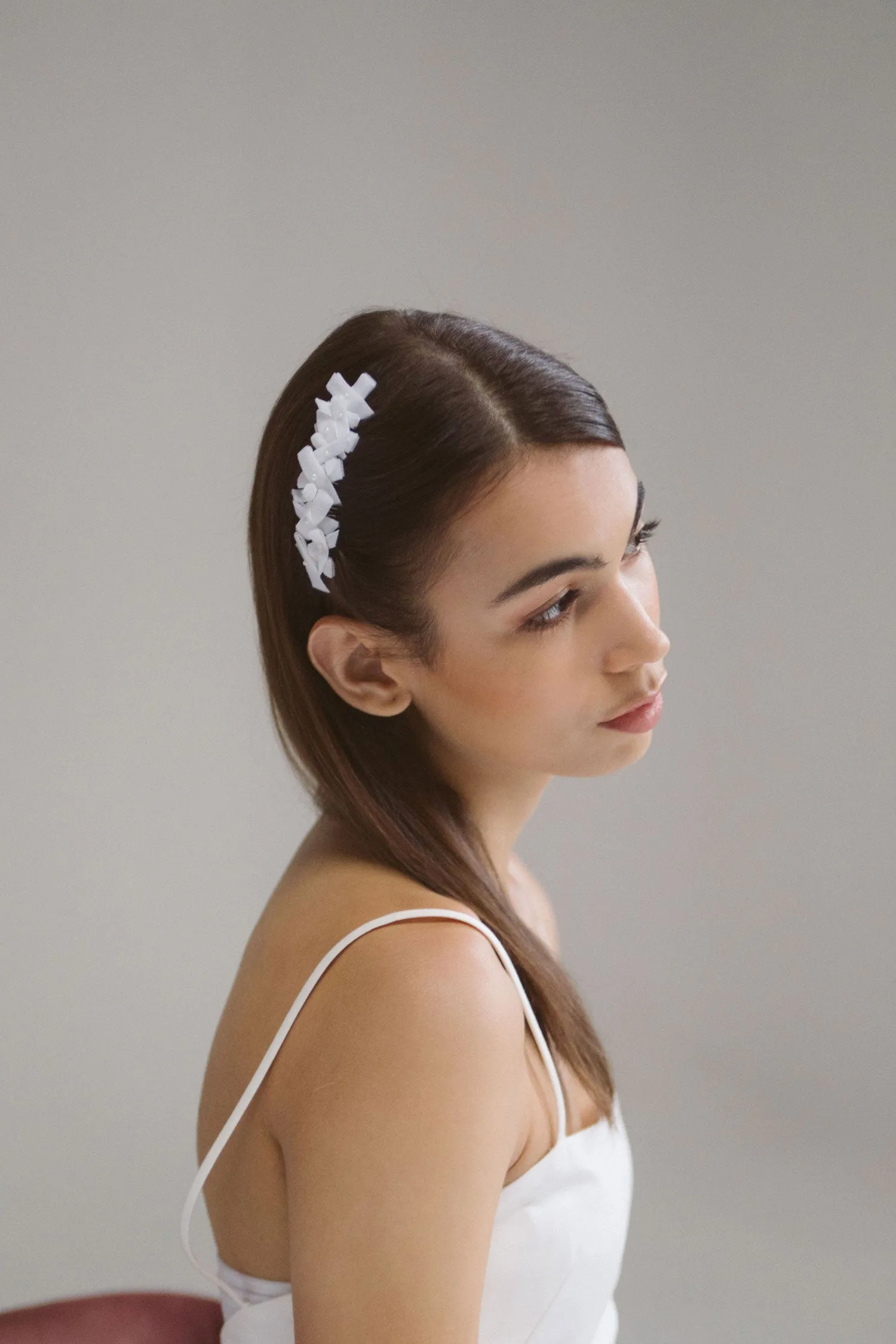 Pia: Bridal Comb of Tiny Velvet Bows