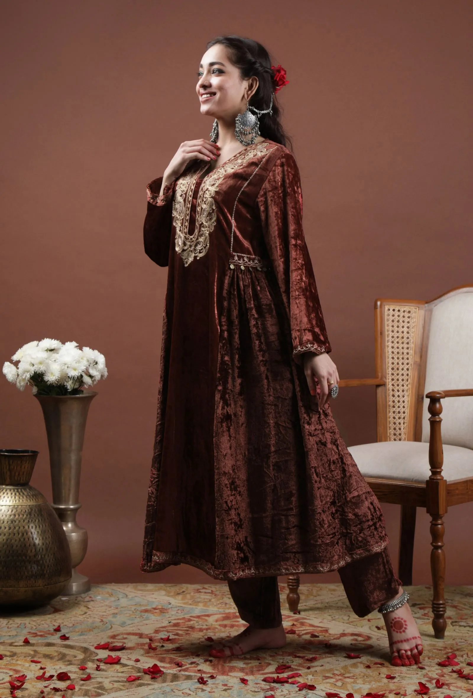 Saima Rust Velvet Phiran With Tilla Embroidery