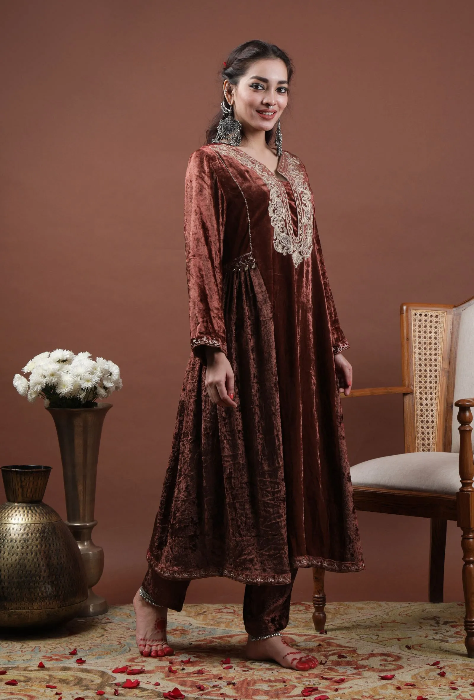 Saima Rust Velvet Phiran With Tilla Embroidery