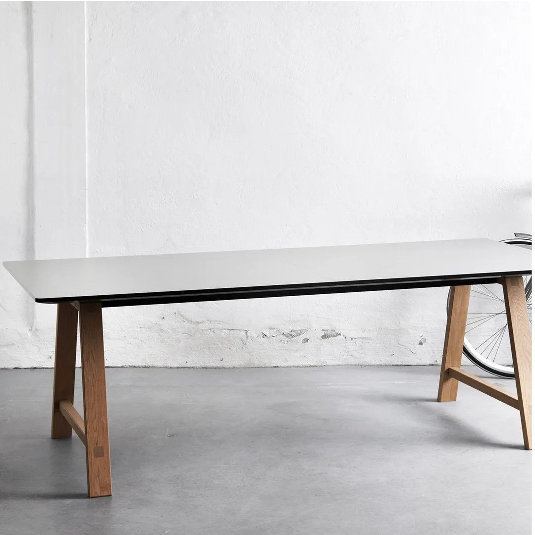 T1 Extendable Table - 87" L