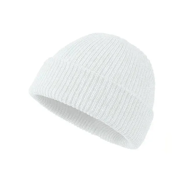 Trendy Knitted Beanie - Cozy Wool Cap for Cold Weather