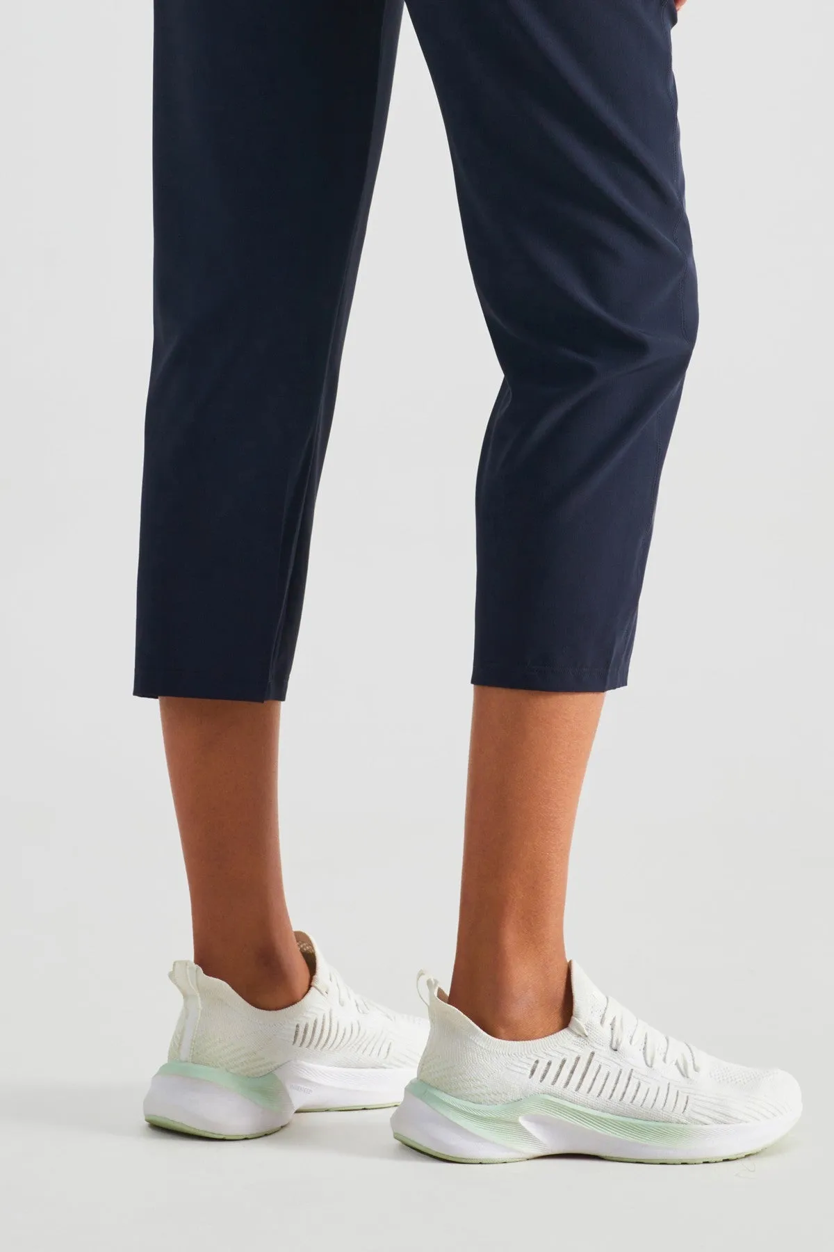 UPF 50  Tapered Crop Pants with Pockets