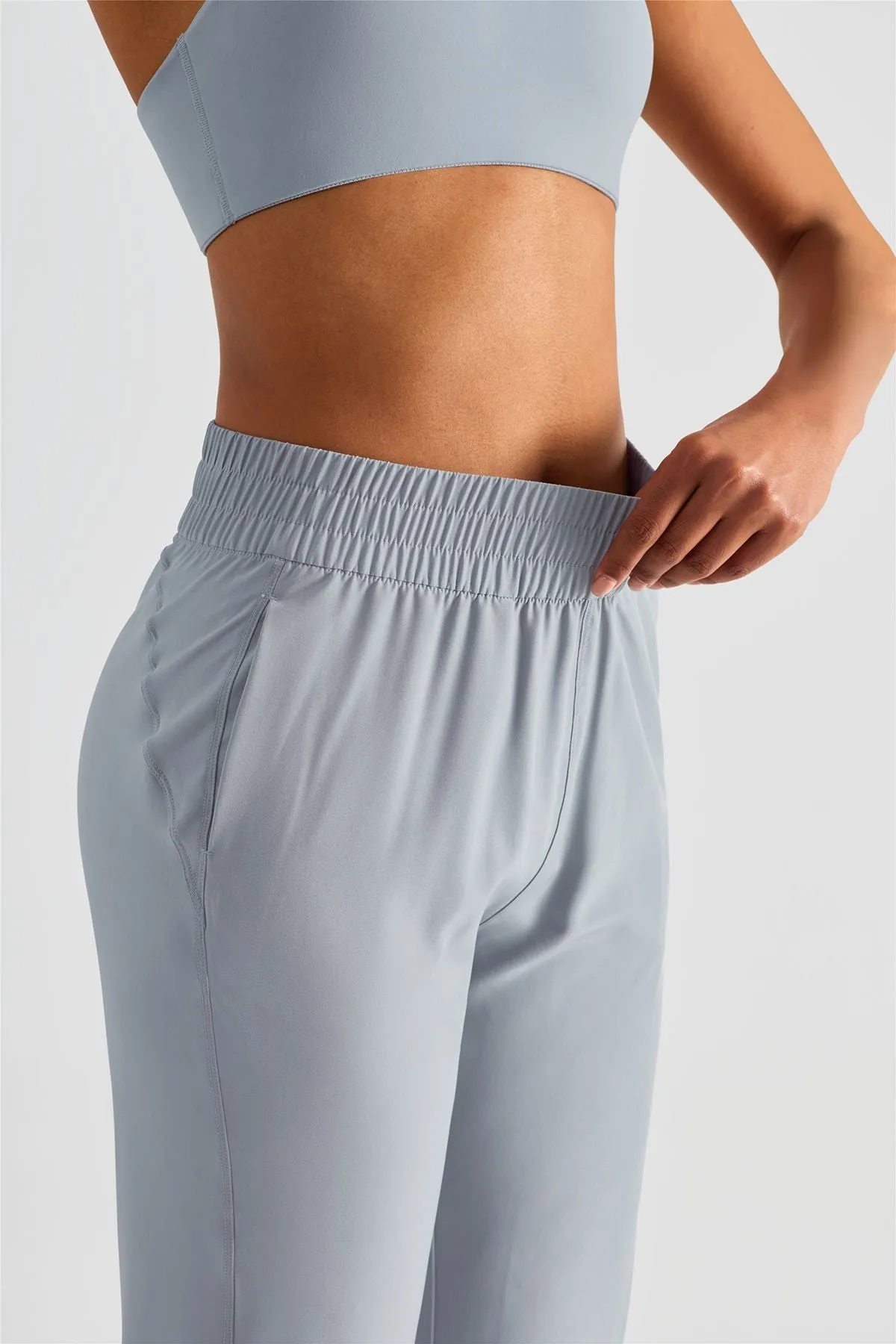 UPF 50  Tapered Crop Pants with Pockets