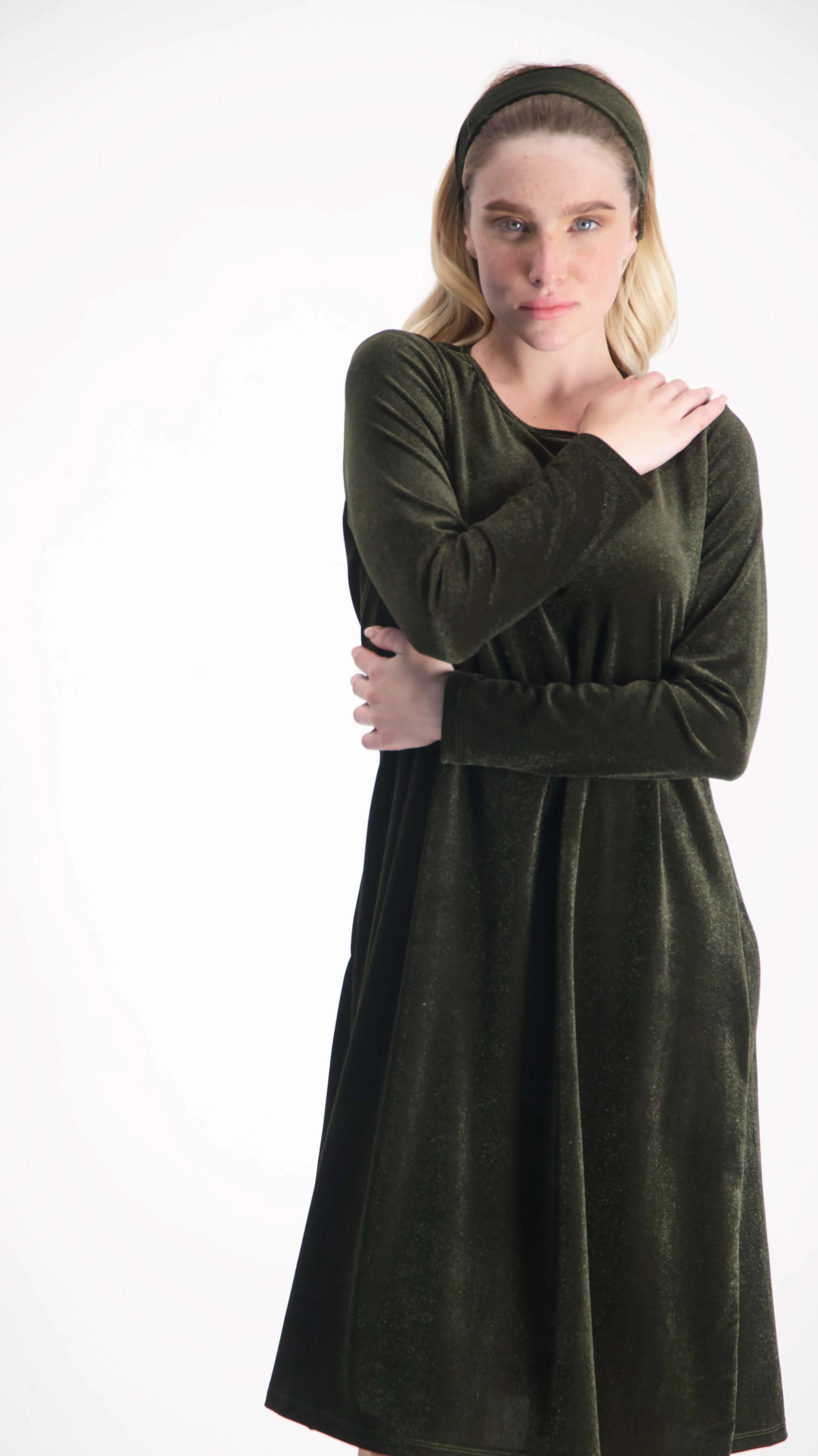 Velvet A-line Dress With Belt / Olive Shine