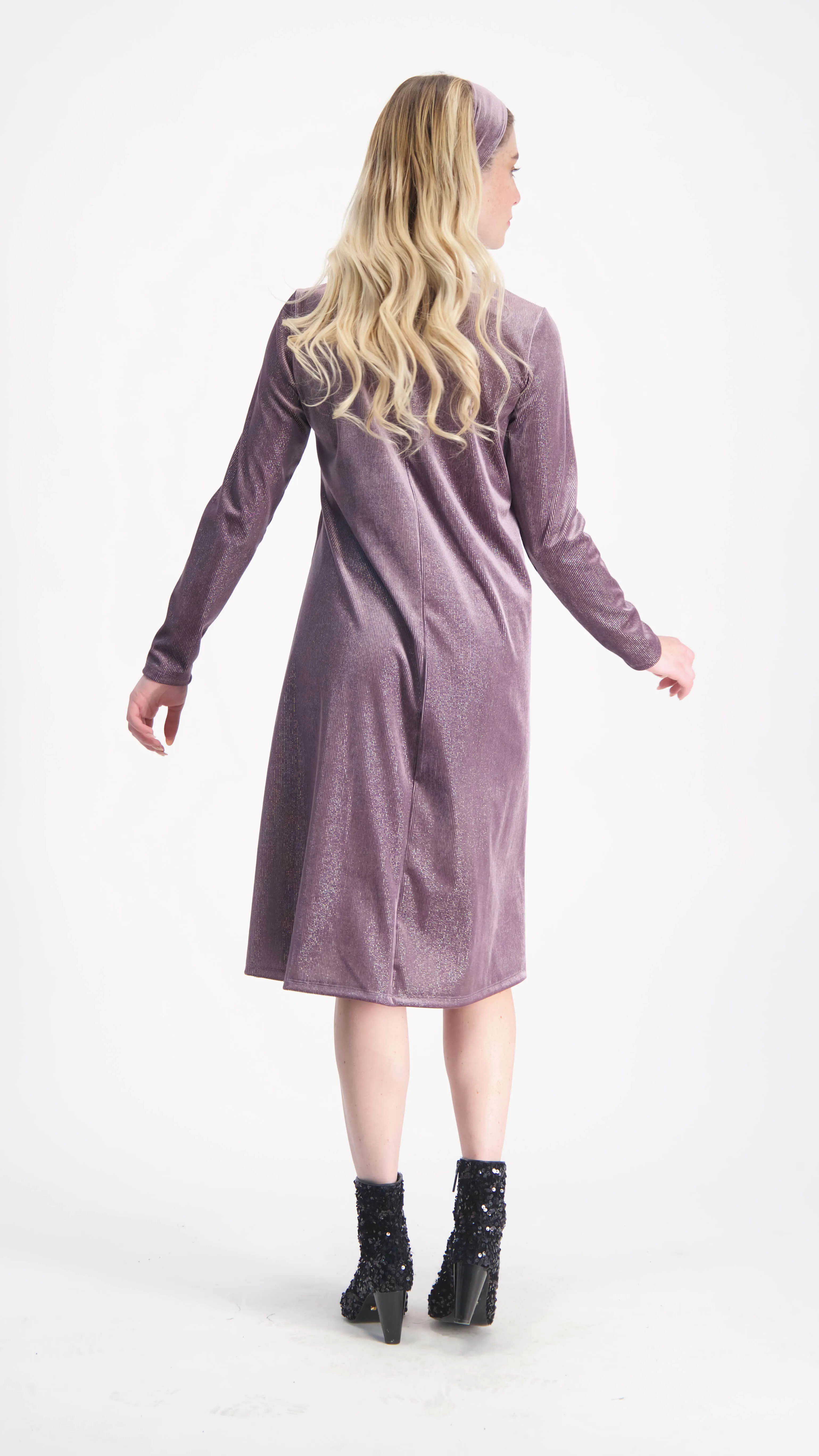 Velvet A-line Dress With Belt / Pudra & Silver Line