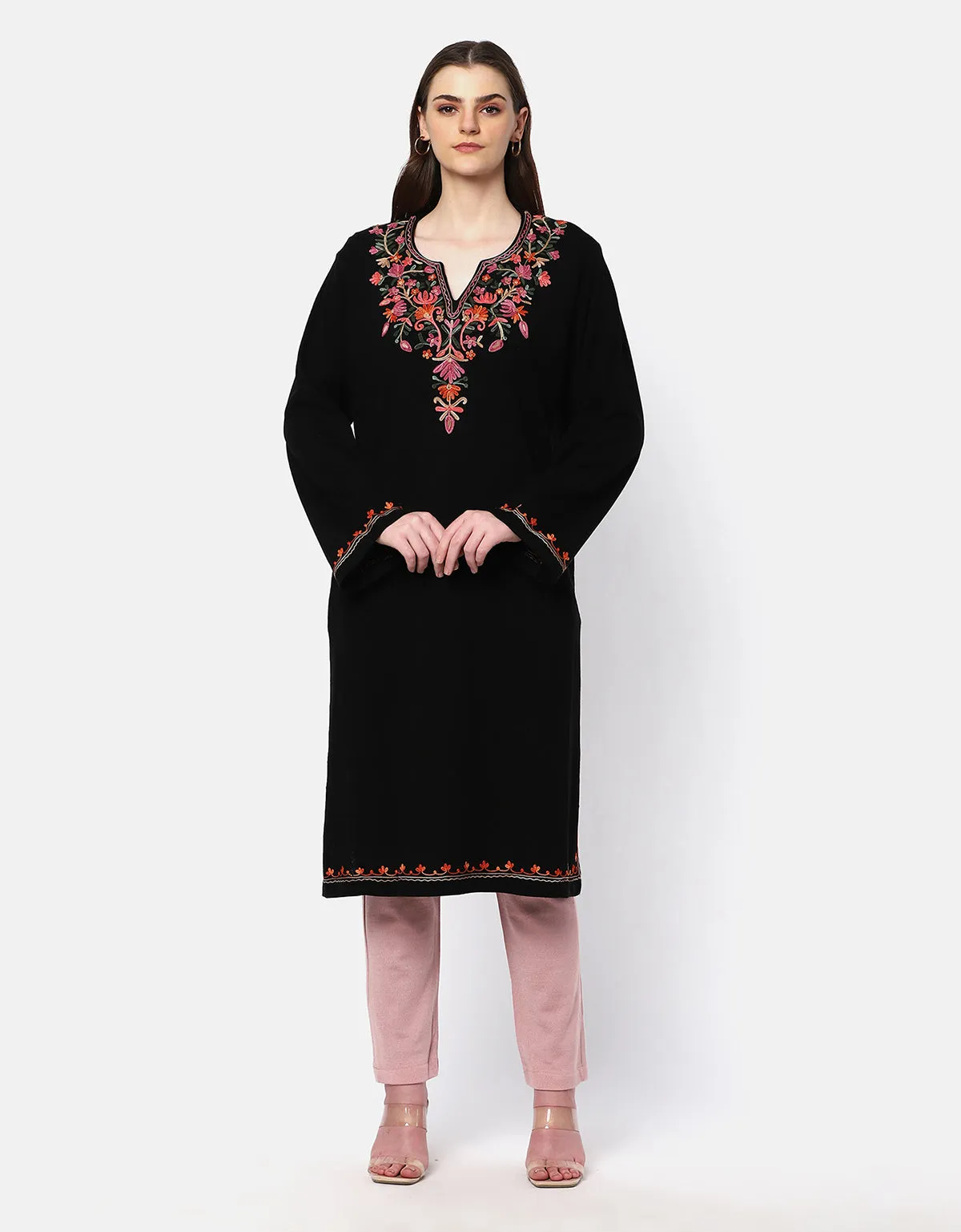 Women Woolen Kashmiri Embroidered Phiran