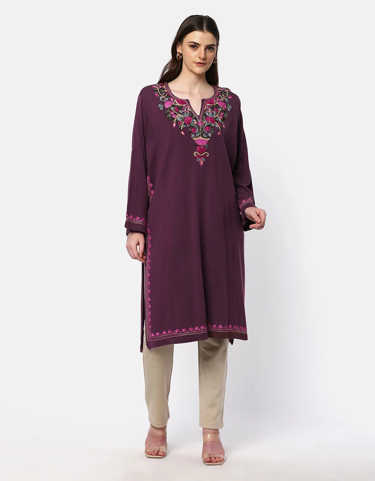 Women Woolen Kashmiri Embroidered Phiran