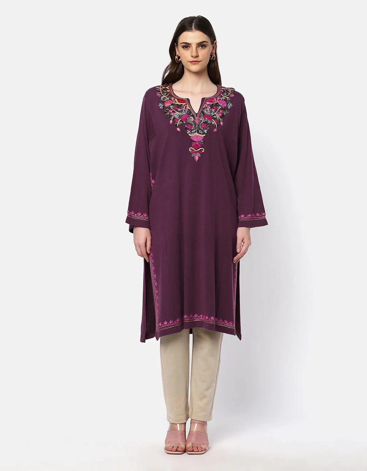 Women Woolen Kashmiri Embroidered Phiran